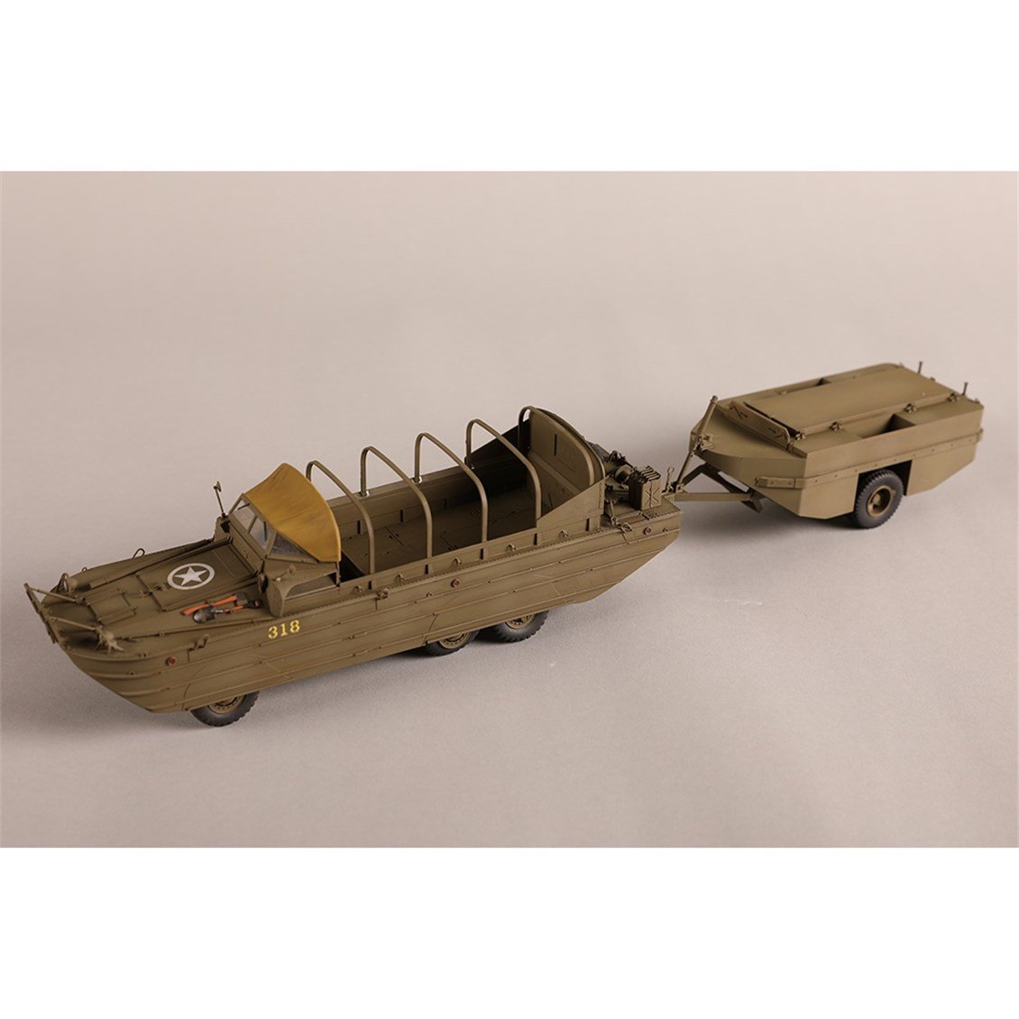 I Love Kit 63539 1/35 Ölçek, GMC DUKW-353 Amfibi Araç ve WTCT-6 Römork, Plastik Model Kiti