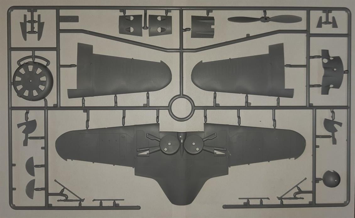 ICM 32003 I-16 type 29, WWII Soviet Fighter 5 adet I-1