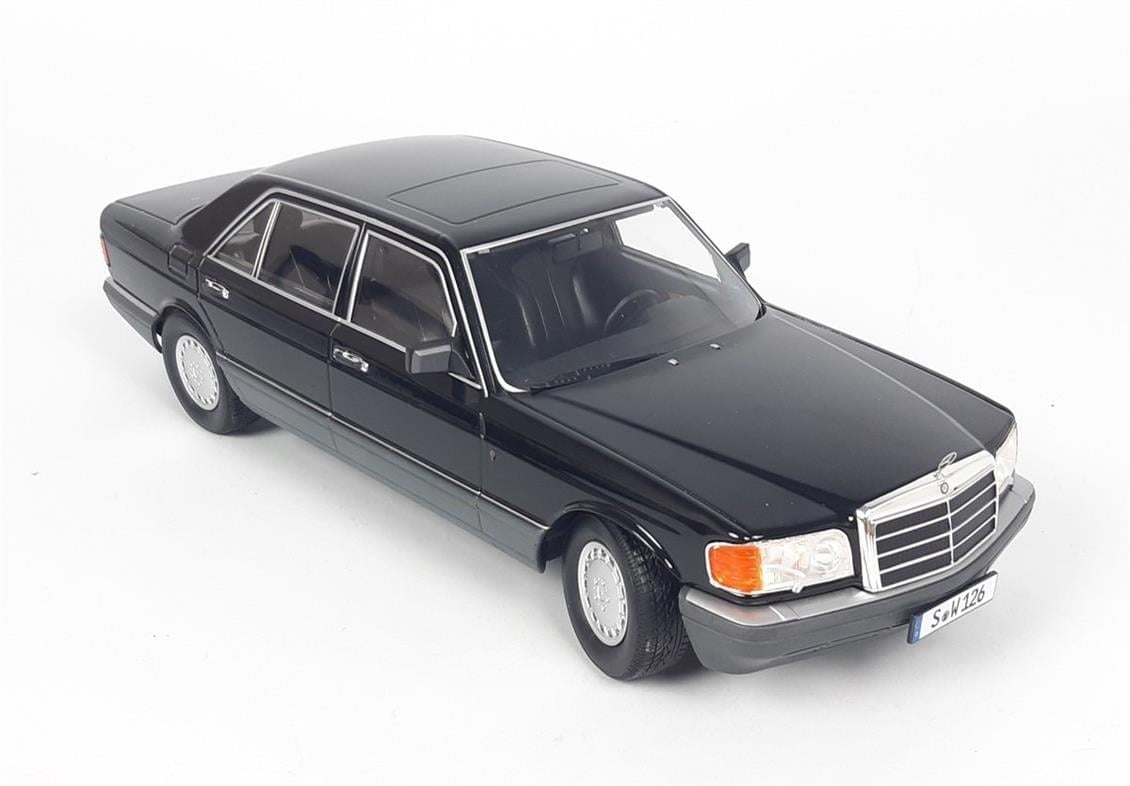 iScale 1180057 1/18 Ölçek, 1985 Mercedes Benz 560 SEL S-Class (W126), Siyah-Gri, Sergilemeye Hazır Metal Araba Modeli