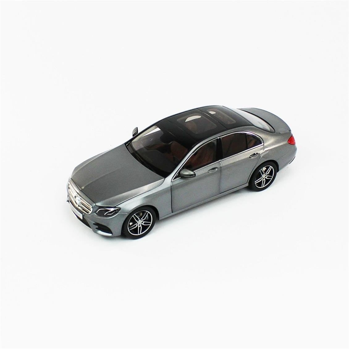 iScale B66960379 1/18 Ölçek, Mercedes Benz E Class AMG, Selenite Grey Magno, Sergilemeye Hazır Metal Araba Modeli