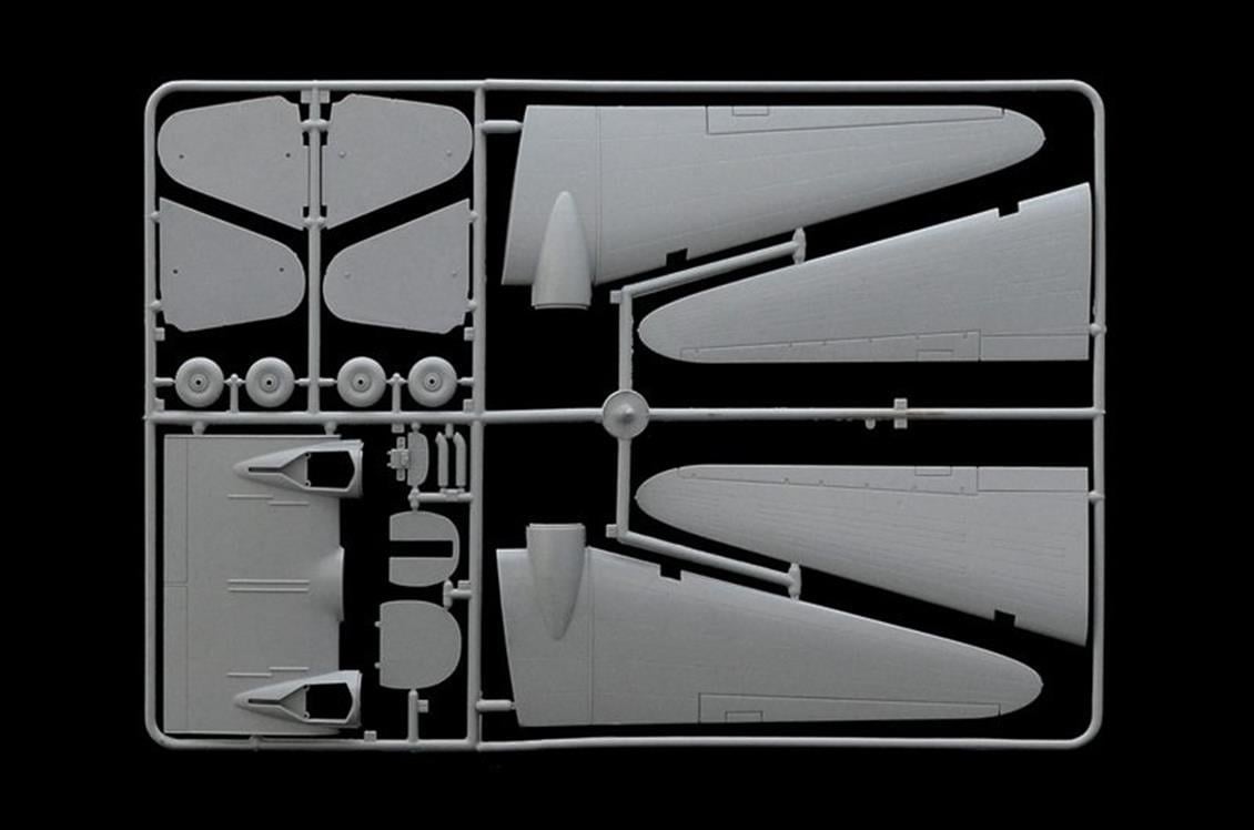 Italeri 0127S 1/72 Ölçek, C-47 Skytrain Askeri Uçak, Plastik Model kiti