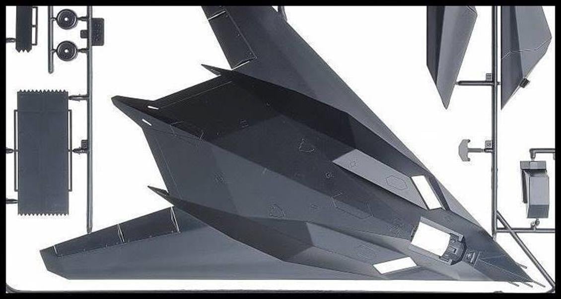 Italeri 0189S 1/72 Ölçek, F-117A Nighthawk Savaş Uçağı, Plastik Model kiti