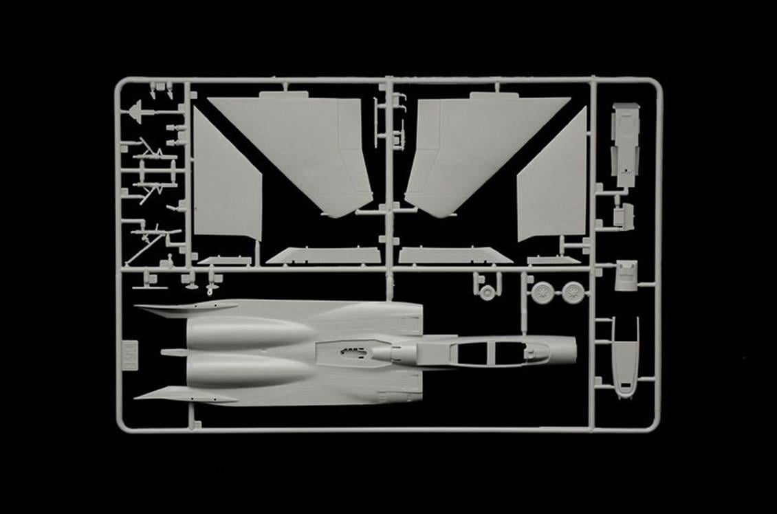 Italeri 1415S 1/72 Ölçek, F-15 C Eagle Savaş Uçağı, Plastik Model kiti