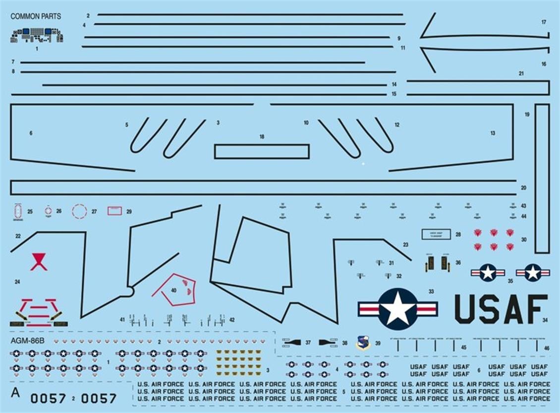 Italeri 1442S 1/72 Ölçek, B-52 H Stratofortress Bombardıman Uçağı, Plastik Model kiti