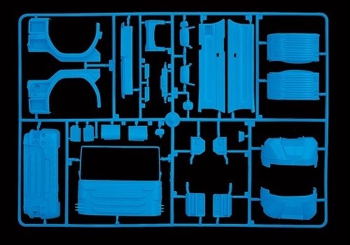 Italeri 3858S 1/24 Ölçek, SCANIA R620 V8 Yeni R Serisi Çekici, Plastik Model kiti