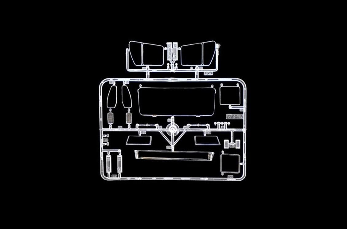 Italeri 3924S 1/24 Ölçek, Mercedes-Benz SK Eurocab 6x4 Çekici, Plastik Model kiti