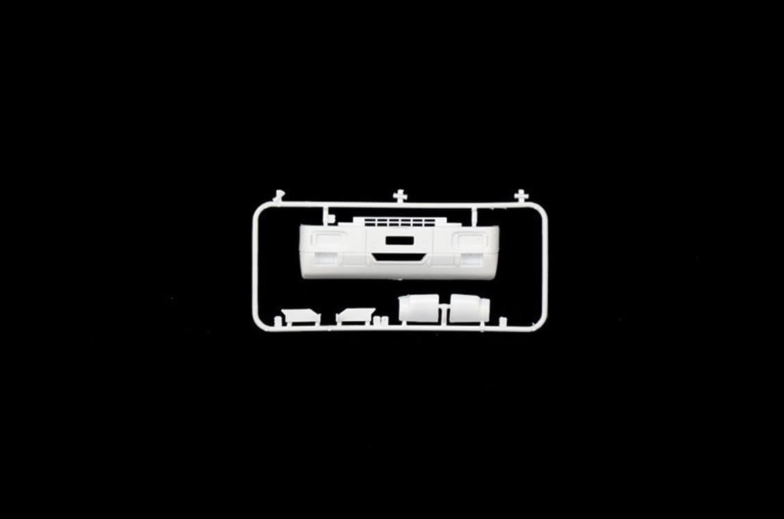 Italeri 3924S 1/24 Ölçek, Mercedes-Benz SK Eurocab 6x4 Çekici, Plastik Model kiti