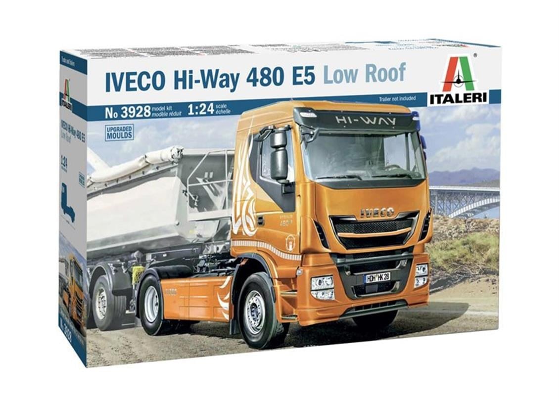 Italeri 3928S 1/24 Ölçek, IVECO Hi-Way 480 E5 (Low Roof) Çekici, Plastik Model kiti