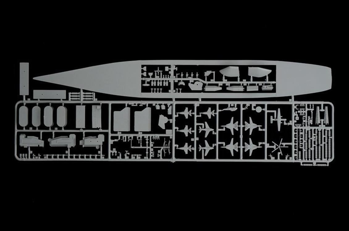 Italeri 5534S 1/720 Ölçek, U.S.S. George H.W. Bush CVN 77 Uçak Gemisi, Plastik Model kiti
