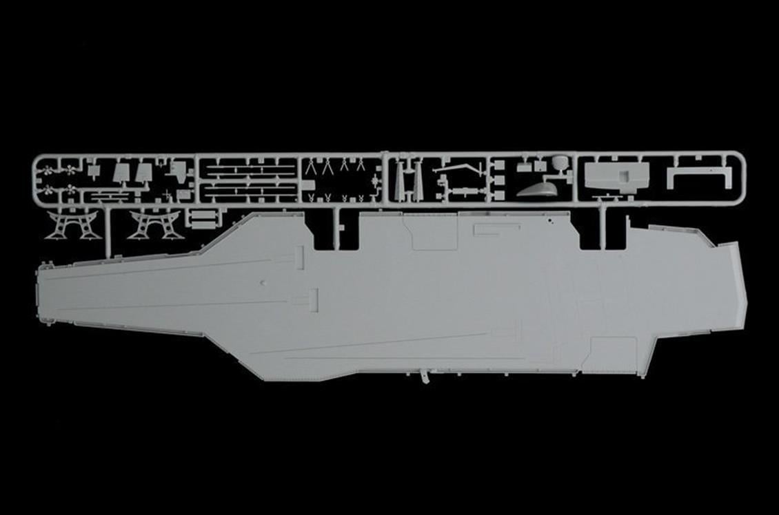 Italeri 5534S 1/720 Ölçek, U.S.S. George H.W. Bush CVN 77 Uçak Gemisi, Plastik Model kiti