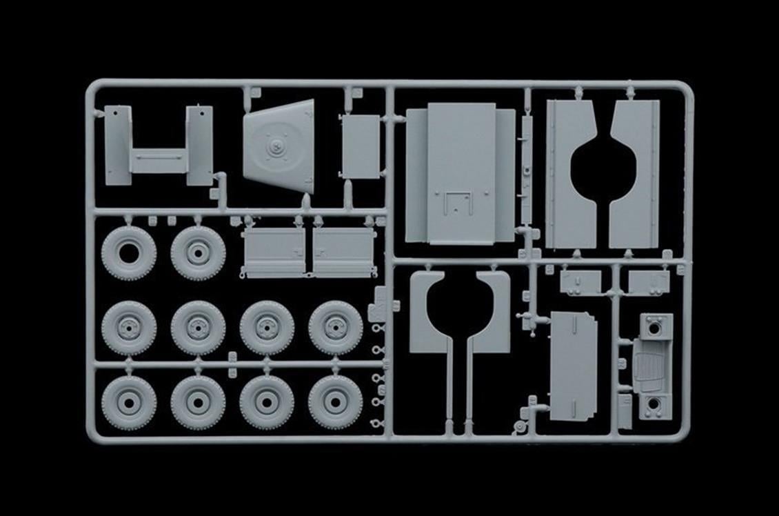 Italeri 6508S 1/35 Ölçek, Land Rover 109' LWB Sıhhiye Aracı, Plastik Model kiti