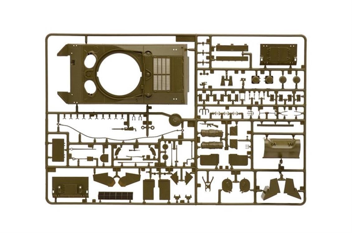 Italeri 6529S 1/35 Ölçek, M4A3E8 Sherman (Fury) Tank, Plastik Model kiti