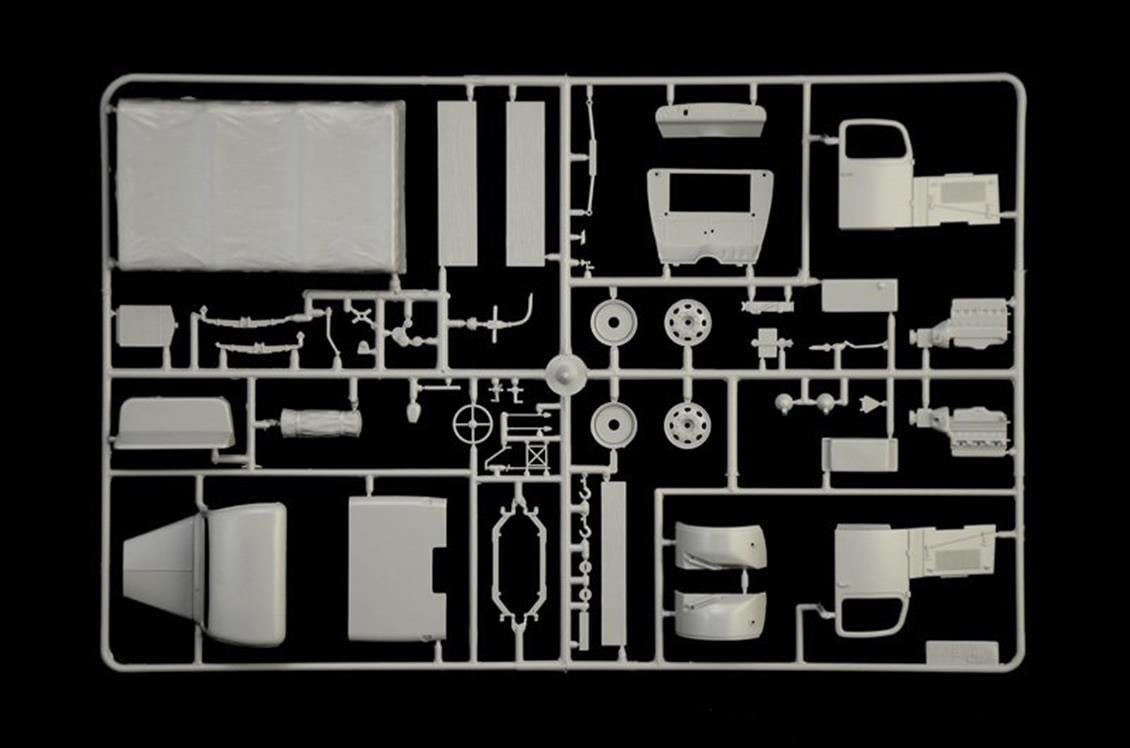 Italeri 6558S 1/35 Ölçek, Mercedes-Benz L3000 Askeri Kamyon, Plastik Model kiti