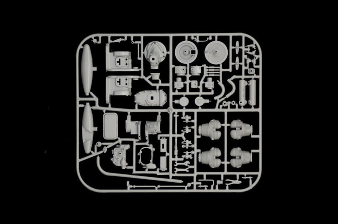 Italeri 7402S 1/9 Ölçek, Triumph 3WH Askeri Motosiklet, Plastik Model kiti