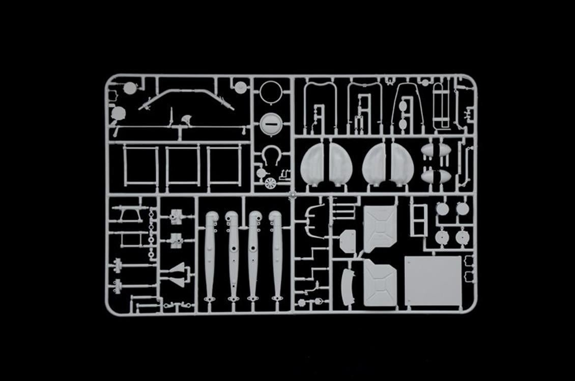 Italeri 7406S 1/9 Ölçek, Zundapp KS 750 Sepetli Askeri Motosiklet, Plastik Model kiti