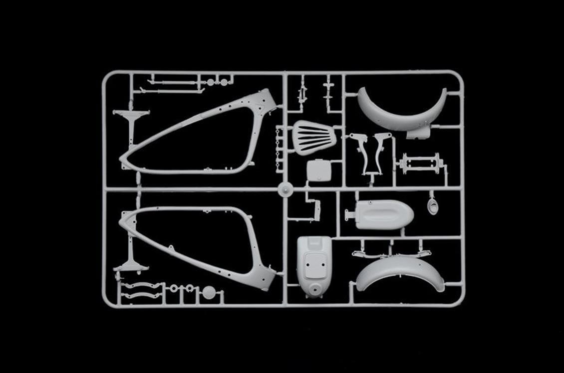 Italeri 7406S 1/9 Ölçek, Zundapp KS 750 Sepetli Askeri Motosiklet, Plastik Model kiti