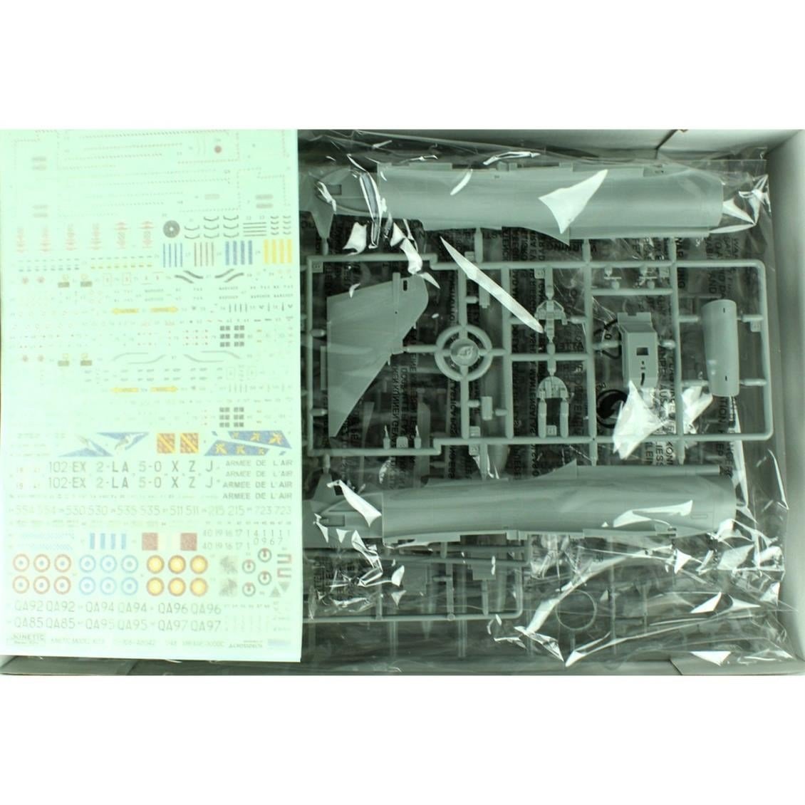 Kinetic K48042 1/48 Ölçek, Mirage 2000 B/N/D Savaş Uçağı, Plastik Model kiti