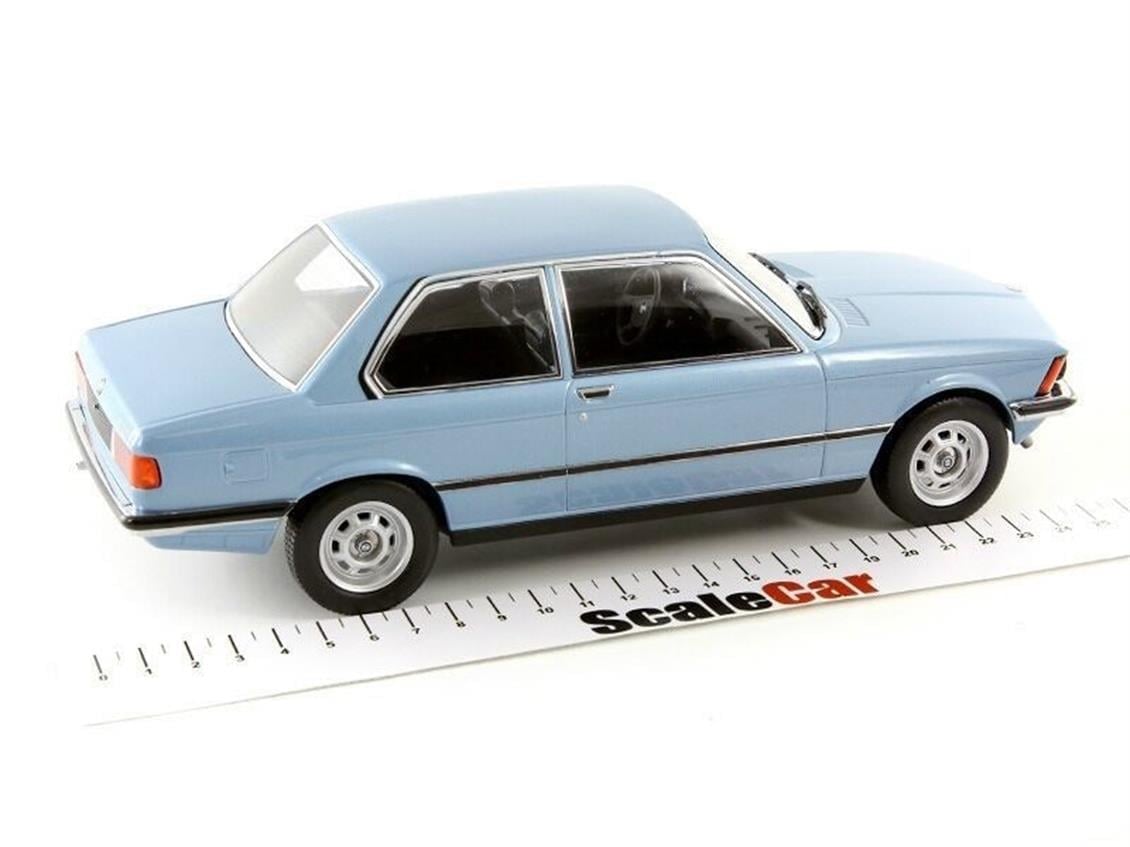 KKscale 180042 1/18 Ölçek, 1975 Bmw 318i E21, Mavi, Sergilemeye Hazır Metal Araba Modeli