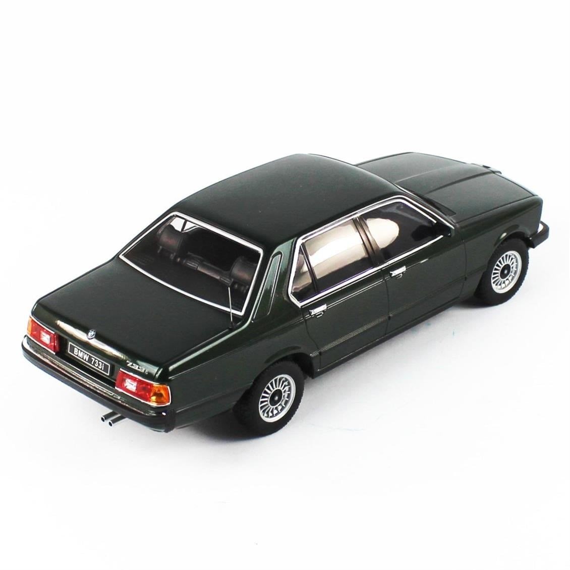 KKscale 180103 1/18 Ölçek, 1977 Bmw E23 7-Series, Metalik Koyu Yeşil, Sergilemeye Hazır Metal Araba Modeli