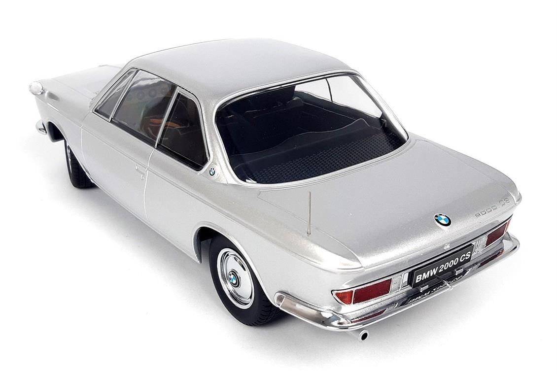 KKscale 180123 1/18 Ölçek, 1965 Bmw 2000 CS, Gümüş, Sergilemeye Hazır Metal Araba Modeli