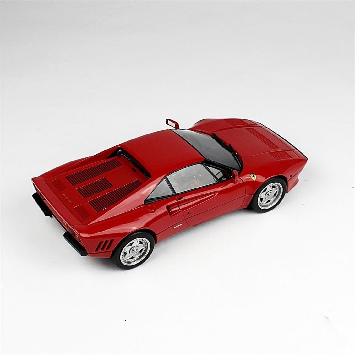 KKscale 180414 1/18 Ölçek, 1984 Ferrari 288 GTO, Kırmızı, Sergilemeye Hazır Metal Araba Modeli