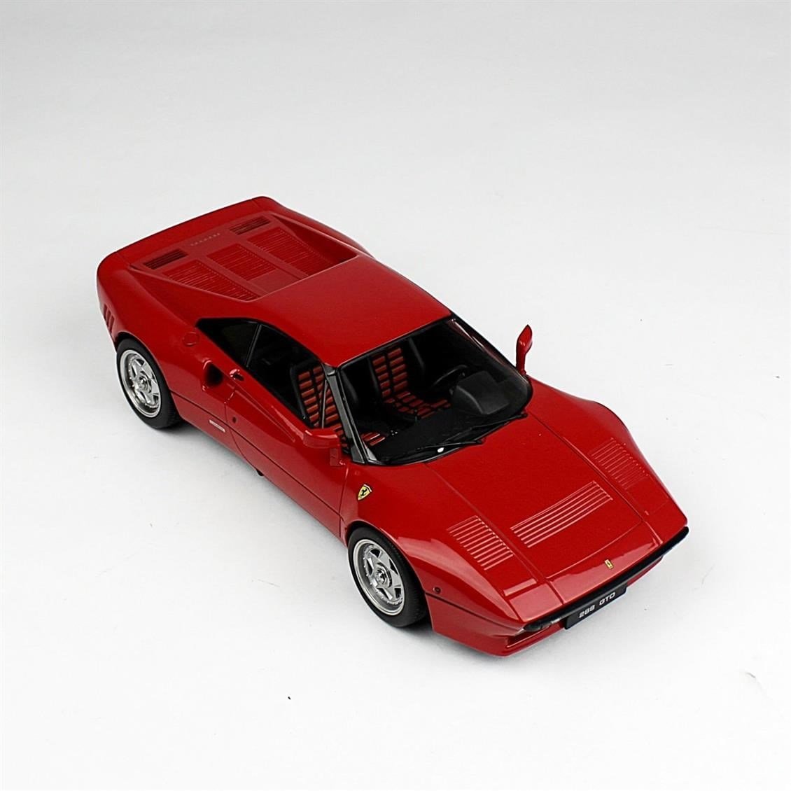 KKscale 180414 1/18 Ölçek, 1984 Ferrari 288 GTO, Kırmızı, Sergilemeye Hazır Metal Araba Modeli