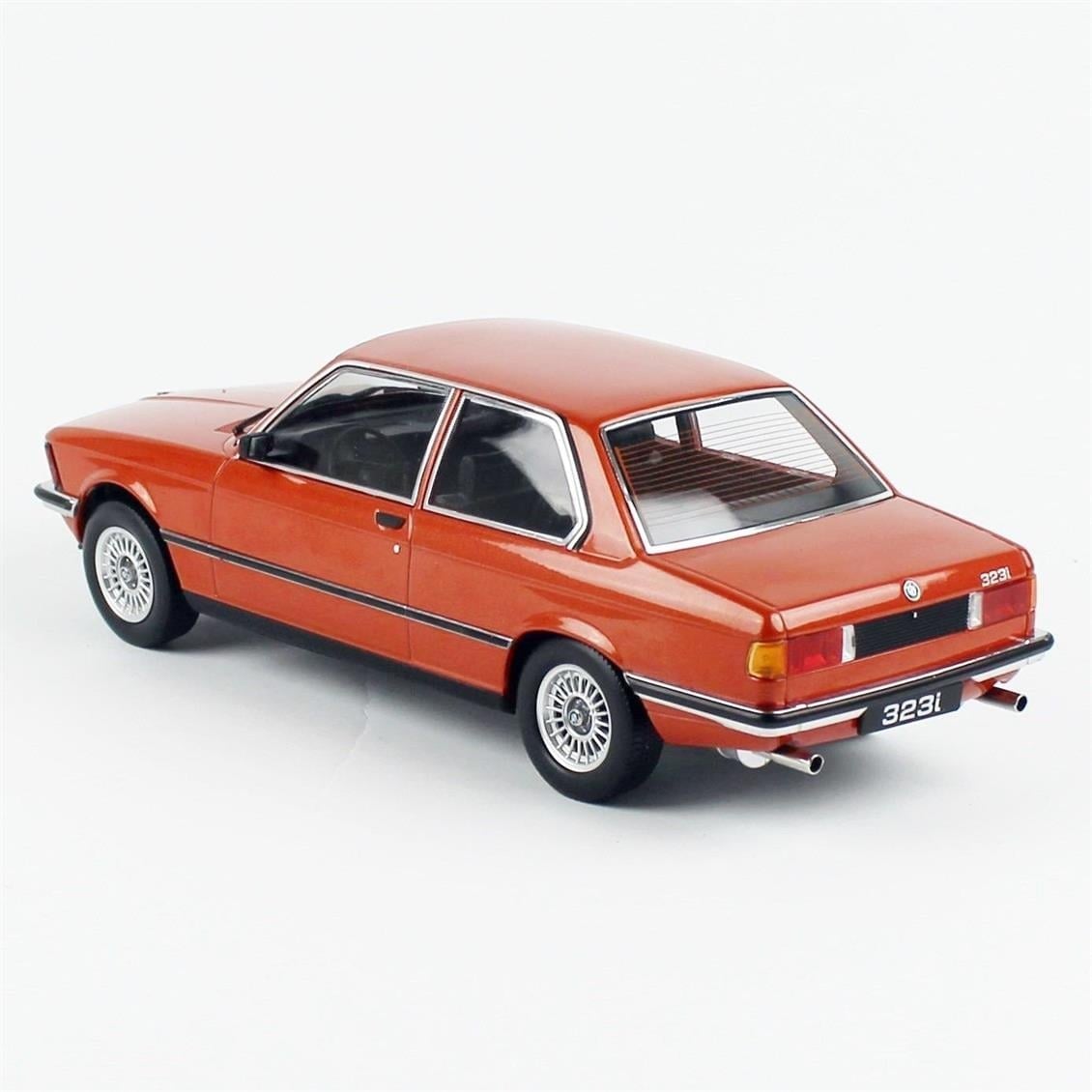 KKscale 180651 1/18 Ölçek, 1975 Bmw 323i E21, Kırmızı, Sergilemeye Hazır Metal Araba Modeli