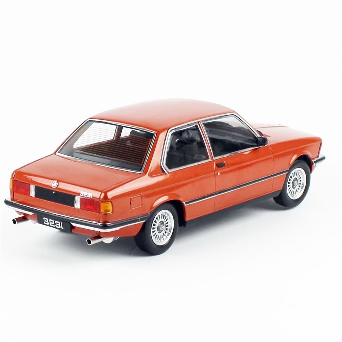 KKscale 180651 1/18 Ölçek, 1975 Bmw 323i E21, Kırmızı, Sergilemeye Hazır Metal Araba Modeli