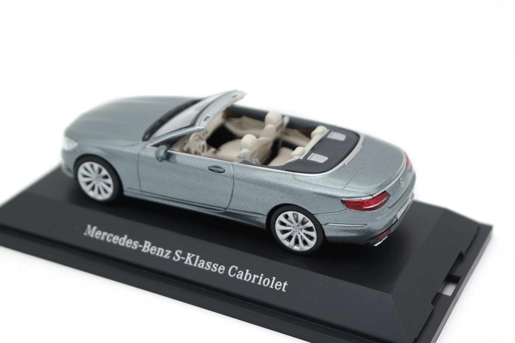 Kyosho B66960352 1/43 Ölçek, Mercedes Benz S Class (A217) Spider 2015, Selenite Grey Metallic, Sergilemeye Hazır Metal Araba Mo