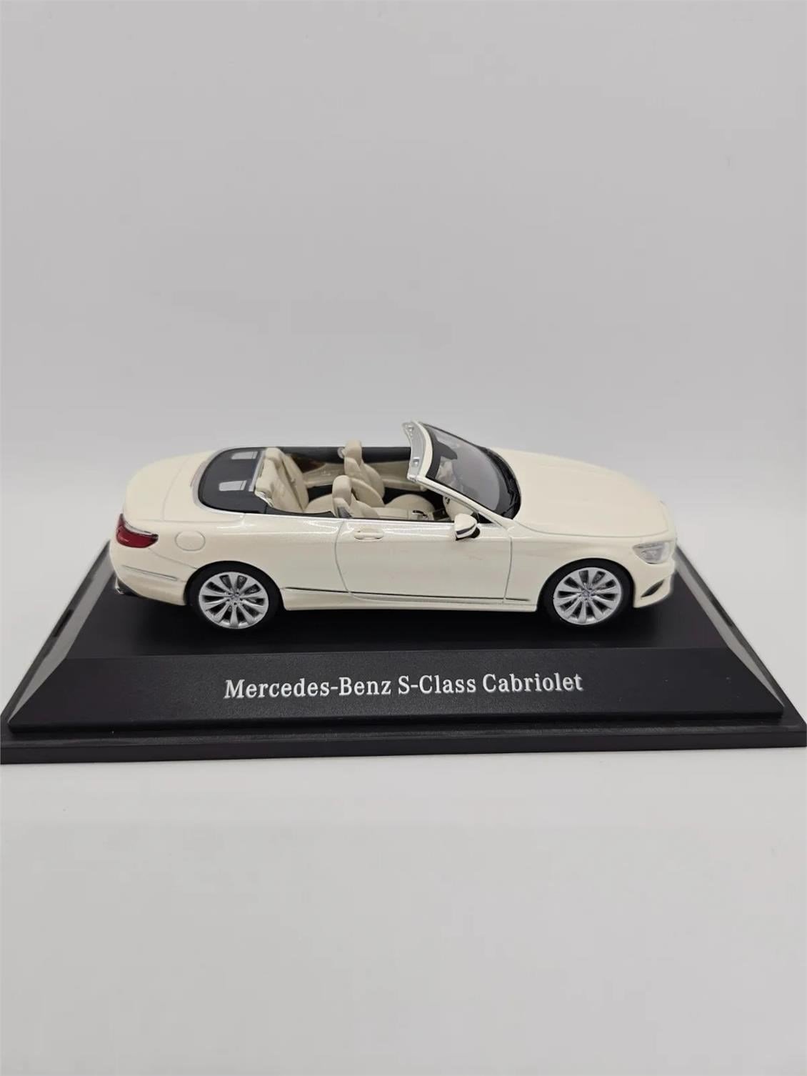 Kyosho B66960353 1/43 Ölçek, Mercedes Benz S Class (A217) Spider 2015, Diamond White Bright Metallic, Sergilemeye Hazır Metal A
