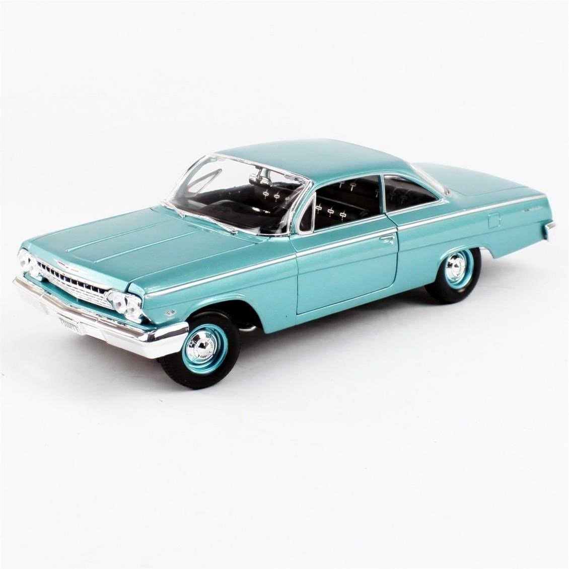 Maisto 31641 1/18 Ölçek, 1962 Chevrolet Bel Air, Turkuaz, Sergilemeye Hazır Metal Araba Modeli