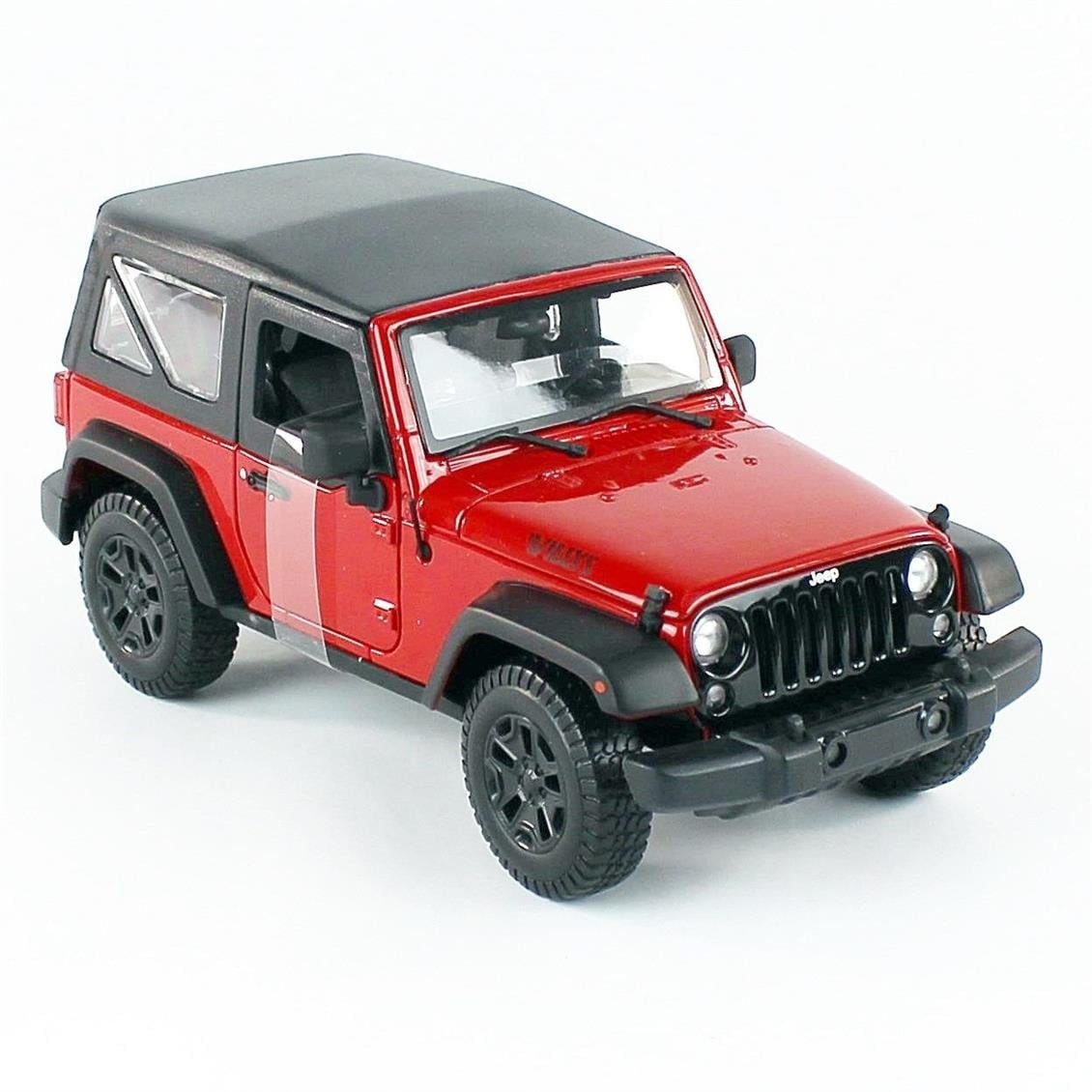 Maisto 31676 1/18 Ölçek, 2014 Jeep Wrangler, Kırmızı, Sergilemeye Hazır Metal Cip Modeli