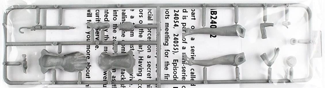 MasterBox 24052 1/24 Ölçek, Spaceport Serisi, Bölüm 3, Plastik Figür Kiti