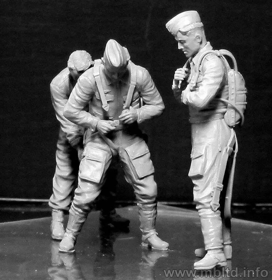 MasterBox 3202 1/32 Ölçek, WW II Serisi, Luftwaffe Pilotları, Plastik Figür Kiti