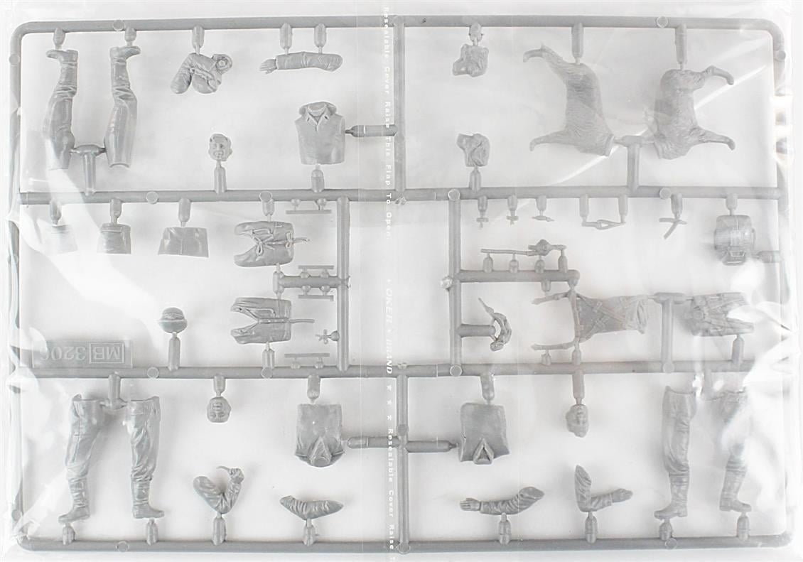 MasterBox 3206 1/32 Ölçek, WW II Serisi, RAF Pilotları, Plastik Figür Kiti