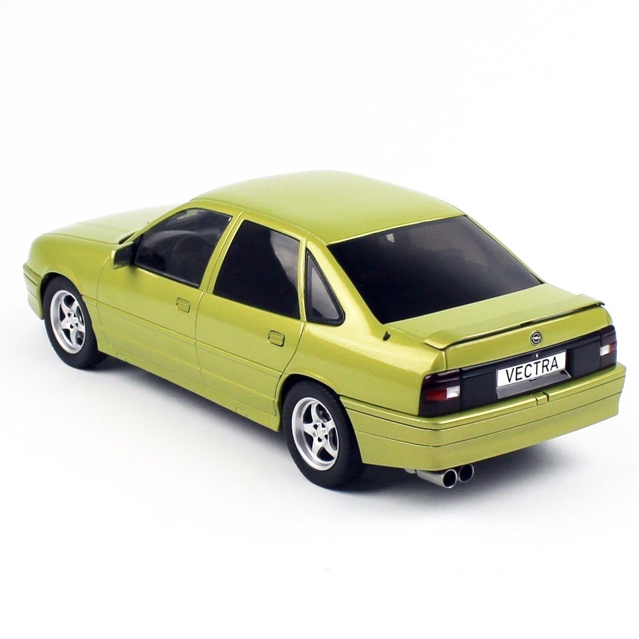 Mcg 18463 1/18 ÖlçEK, Opel Vectra A 2000-1990,Altın Rengi, Sergilemeye Hazır Metal Araba Modeli