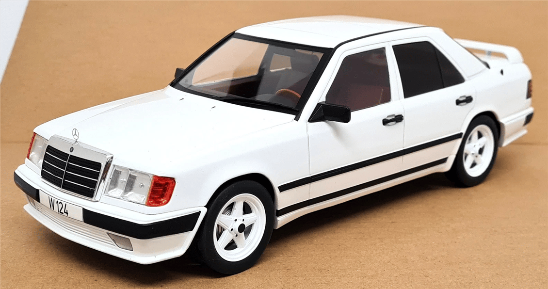 Mcg 81343 1/18 Ölçek, Mercedes Benz W124, Tuning-White, Sergilemeye Hazır Metal Araba Modeli