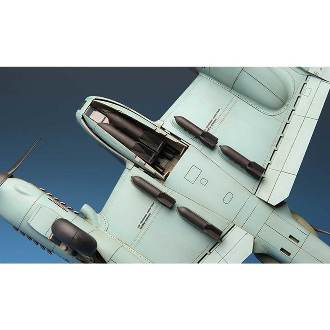 Meng LS-003 1/48 Ölçek, Messerschmitt Me 410A-1 Bombardıman Uçağı, Plastik Model Kiti