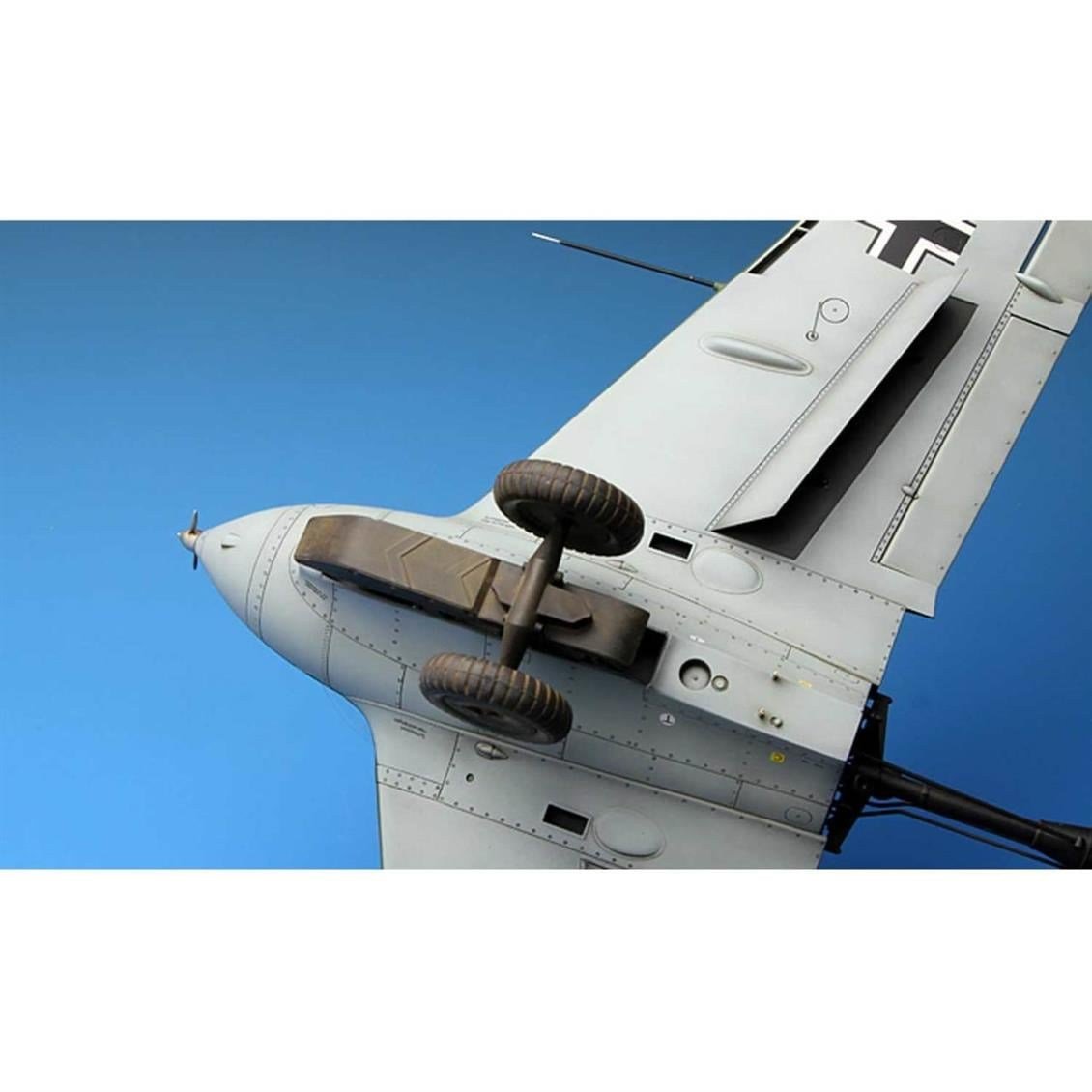 Meng QS-001 1/32 Ölçek, Messerschmitt Me163B (Komet) Savaş Uçağı, Plastik Model Kiti