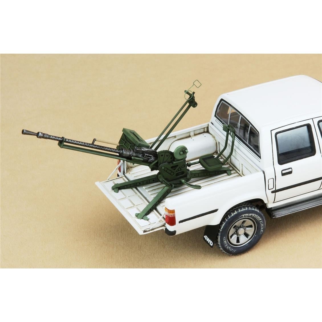 Meng VS-001 1/35 Ölçek, ZPU-1 Silahlı Toyota Hilux Kamyonet, Plastik Model Kiti