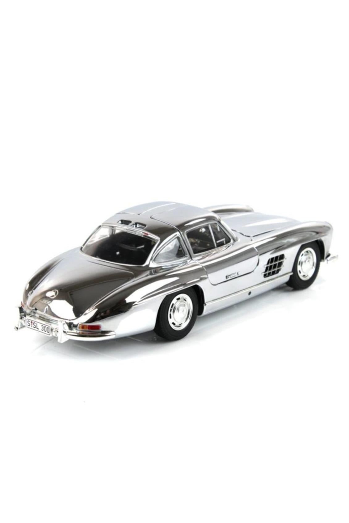 MiniChamps B66040645 1/18 Ölçek, Mercedes Benz 300SL (W198) Coupe 1954, Chrome, Sergilemeye Hazır Metal Araba Modeli