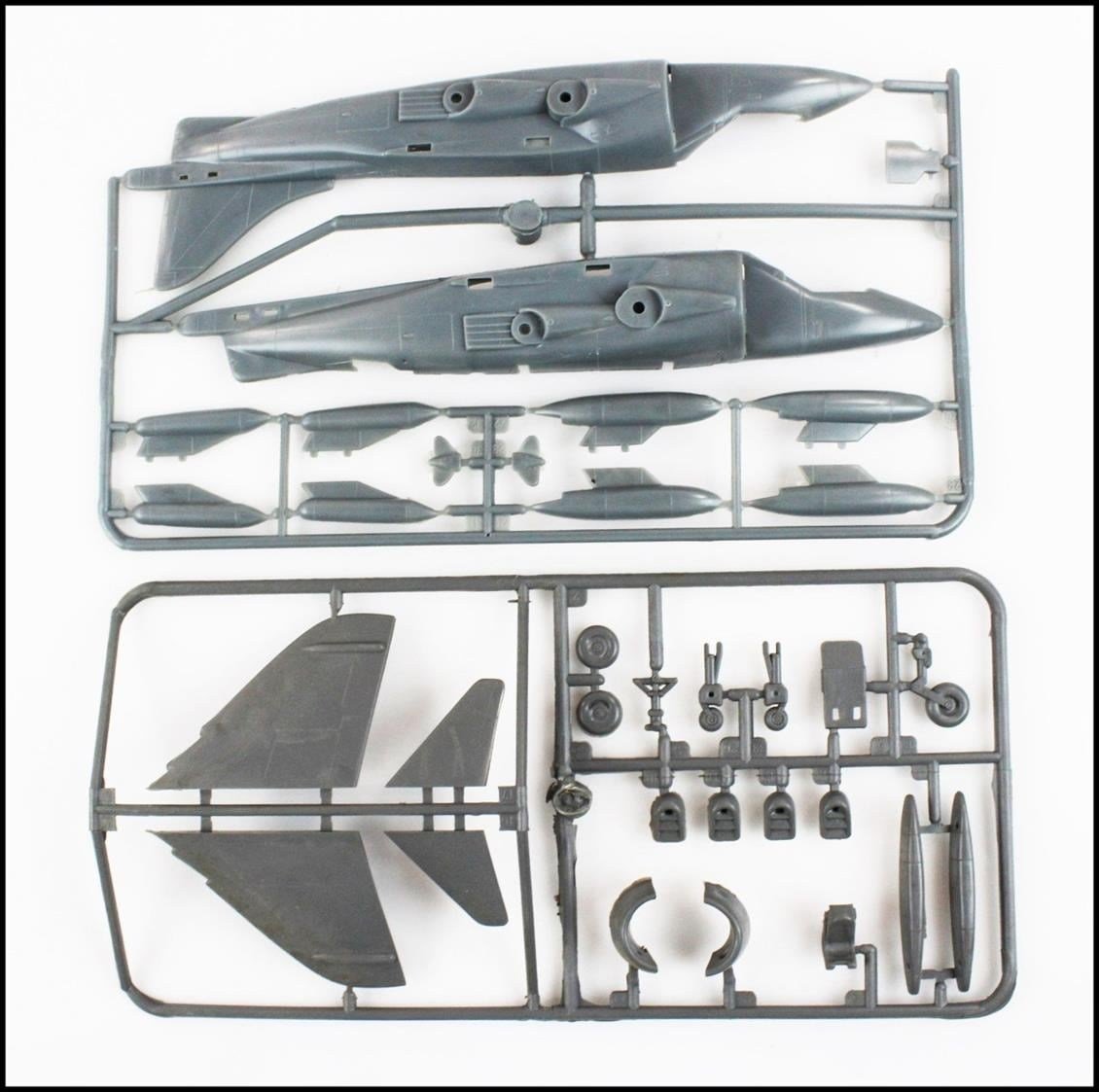 Mistercraft C010 1/72 Ölçek, Fw-190D-9 (Rudel) Savaş Uçağı, Plastik Model kiti