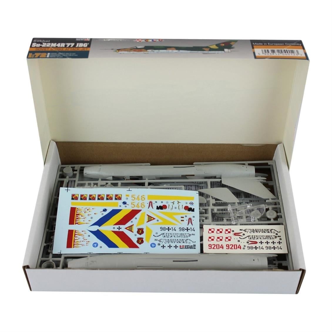 Mistercraft D012 1/72 Ölçek, Su-22M4R77 JBG Savaş Uçağı, Plastik Model kiti