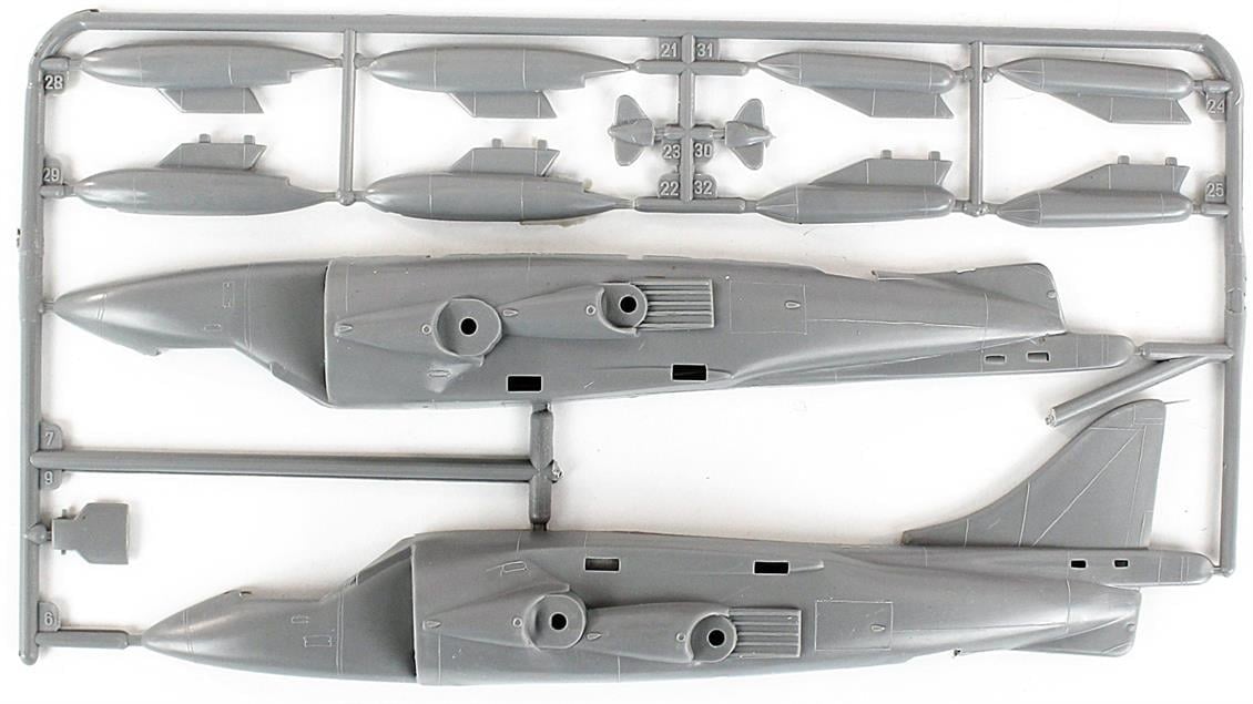 Mistercraft D094 1/72 Harrier GR.7 (Operation Harric) Savaş Uçağı Plastik Model Kiti