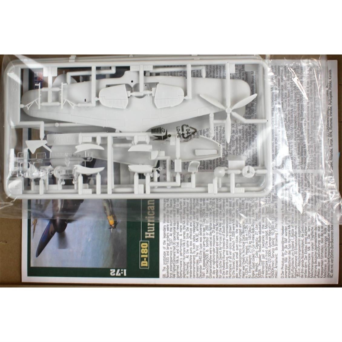 Mistercraft D180 1/72 Hurricane Mk.Ia (Britanya Savaşı) Savaş Savaş Uçağı Plastik Model Kiti