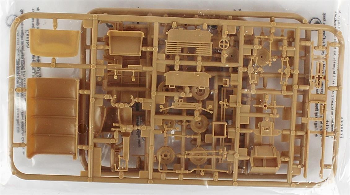 Mistercraft E098 1/72 GMC CCKW-353 Askeri Kamyon Plastik Model Kiti