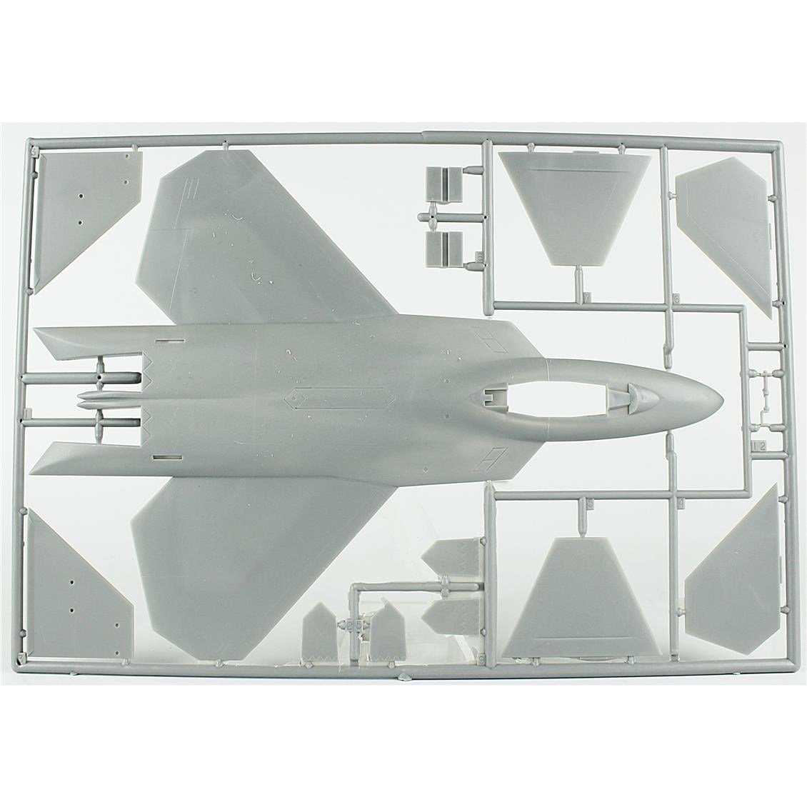 Mistercraft F006ST 1/72 F-22 Gelişmiş Avcı Uçağı  Plastik Model Kiti, (12xBoya,2xFırça,Yapıştırıcılı Başlangıç Seti)