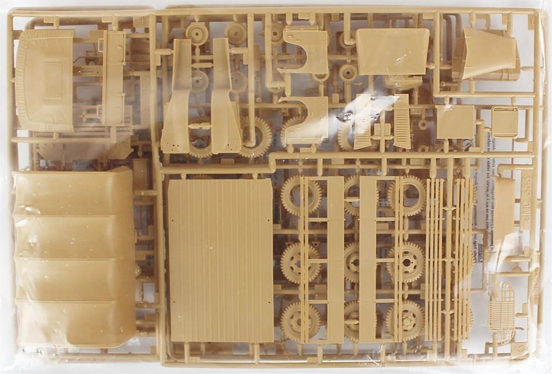 Mistercraft G098 1/35 GMC CKW-353 Askeri Kamyon Plastik Model Kiti