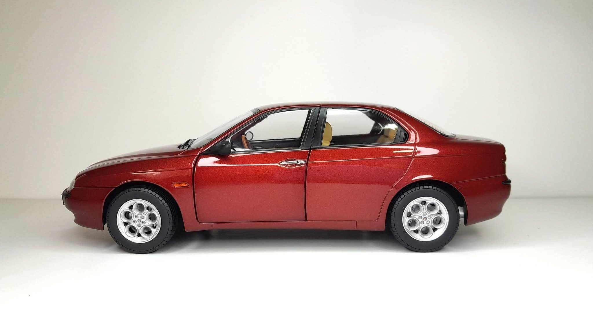 Mitica 968 1/18 Ölçek, Alfa Romeo 156 2.5V6 24V 1997, Rosso Proteo Metallic, Sergilemeye Hazır Metal Araba Modeli