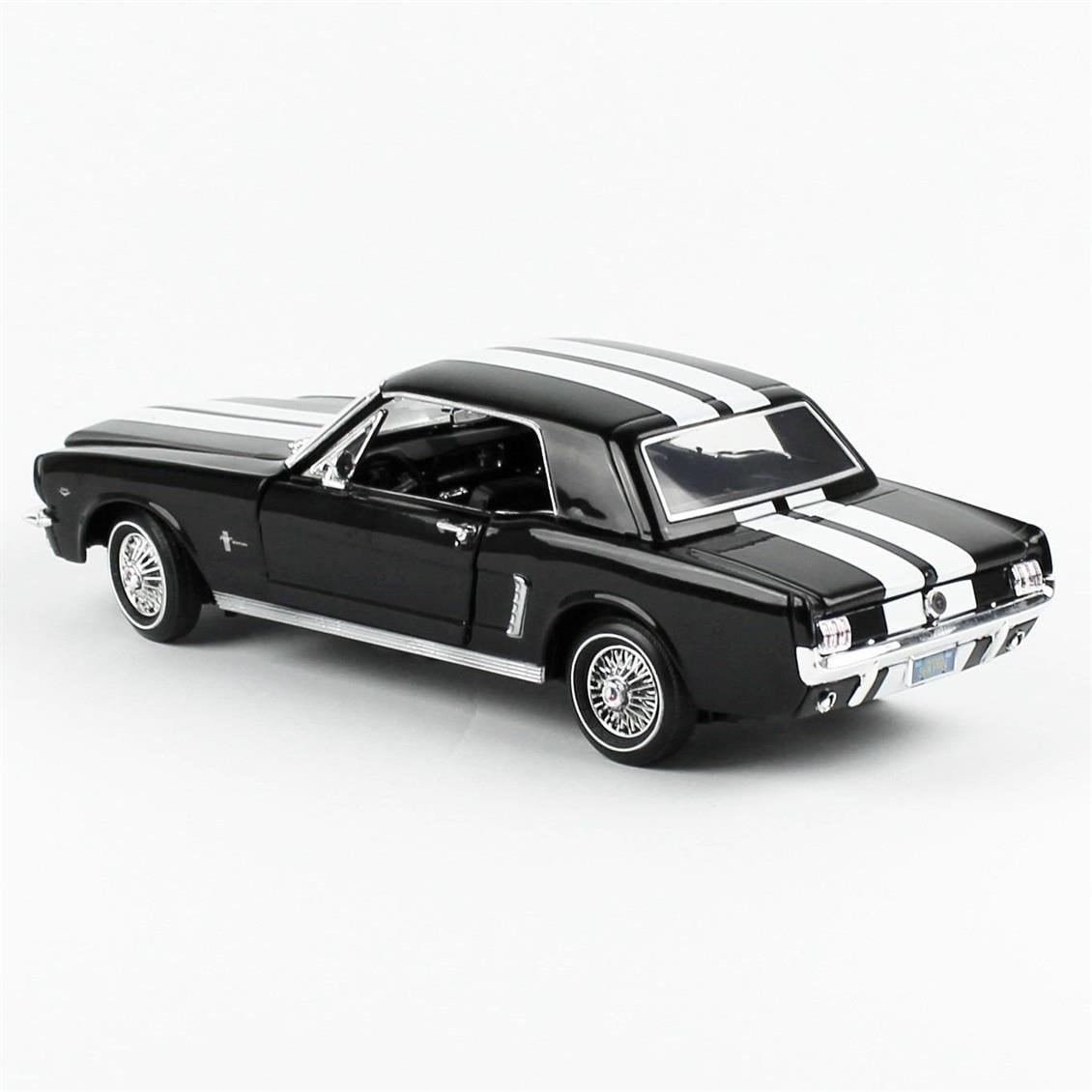 Motormax 73164 1/18 Ölçek, 1964 1/2 Ford Mustang hardtop, Siyah, Sergilemeye Hazır Metal Araba Modeli